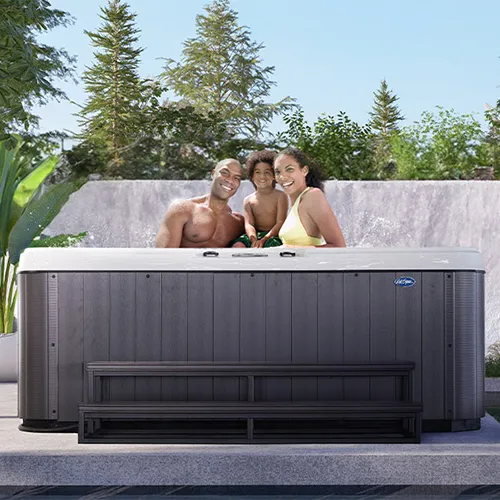 Patio Plus hot tubs for sale in Mill Villen